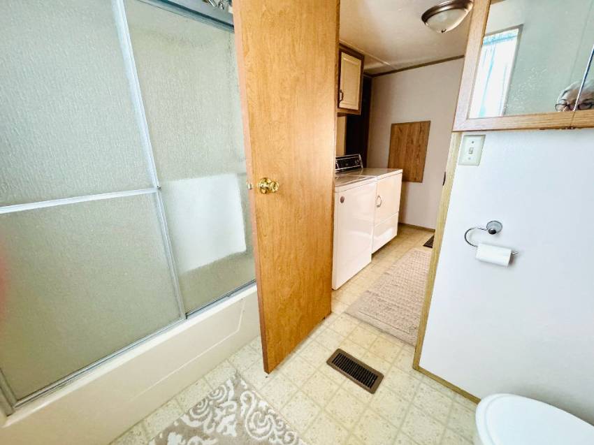 25 Leisure Drive a Auburndale, FL Mobile or Manufactured Home for Sale